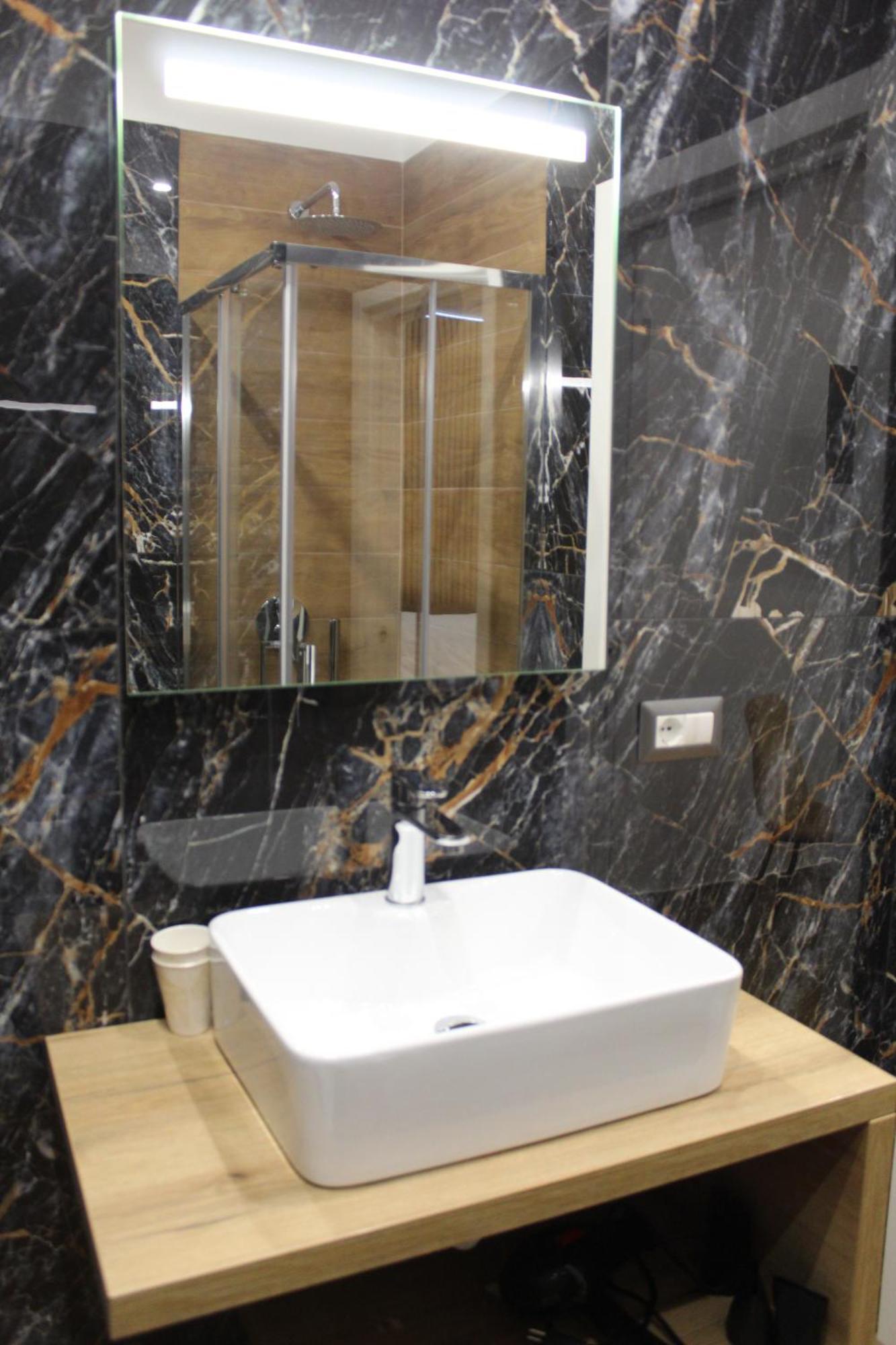 Blackwoody Contemporary Rooms - Napoli Centro Storico Exterior photo