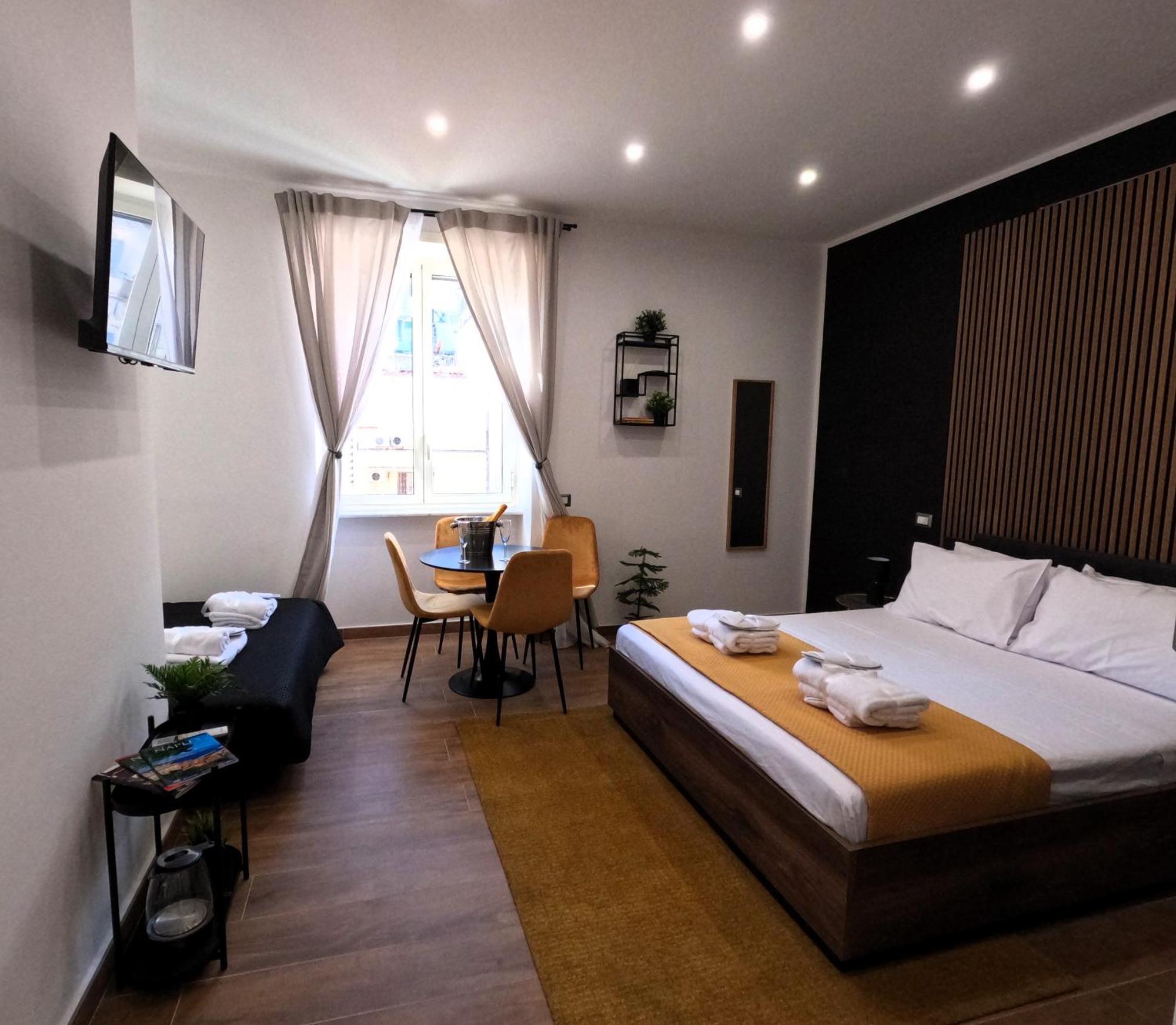 Blackwoody Contemporary Rooms - Napoli Centro Storico Exterior photo